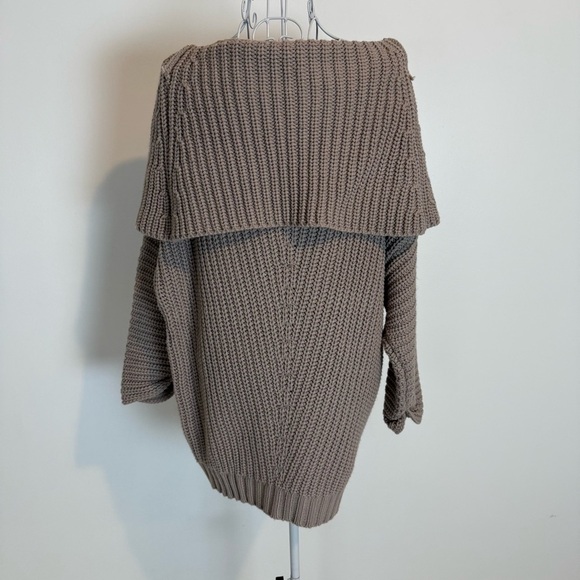 Umgee USA Sweater Cowl Neck Chunky Knit Pullover Baggy turtle neck size M taupe - Picture 2 of 6